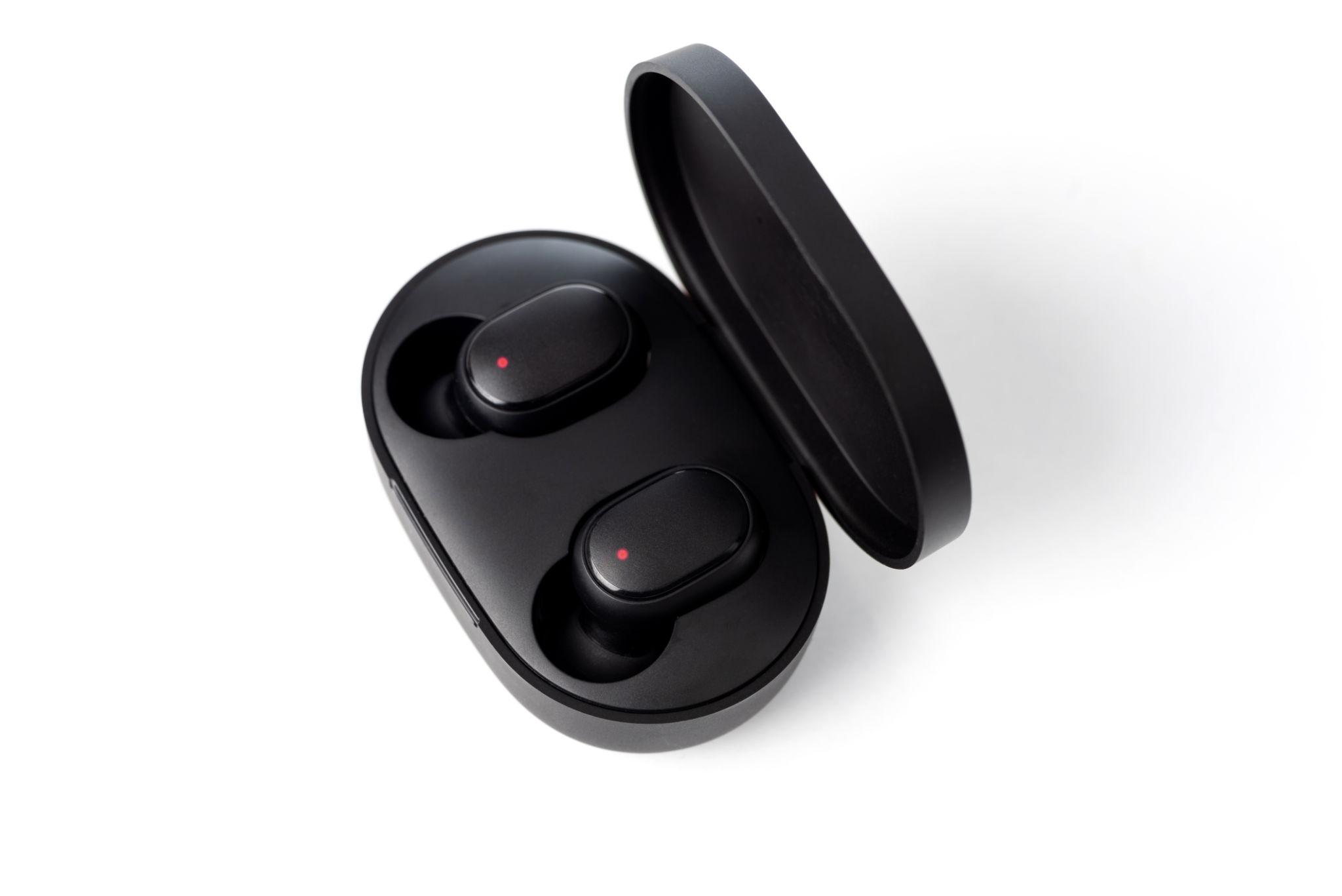 Earbuds & Audio